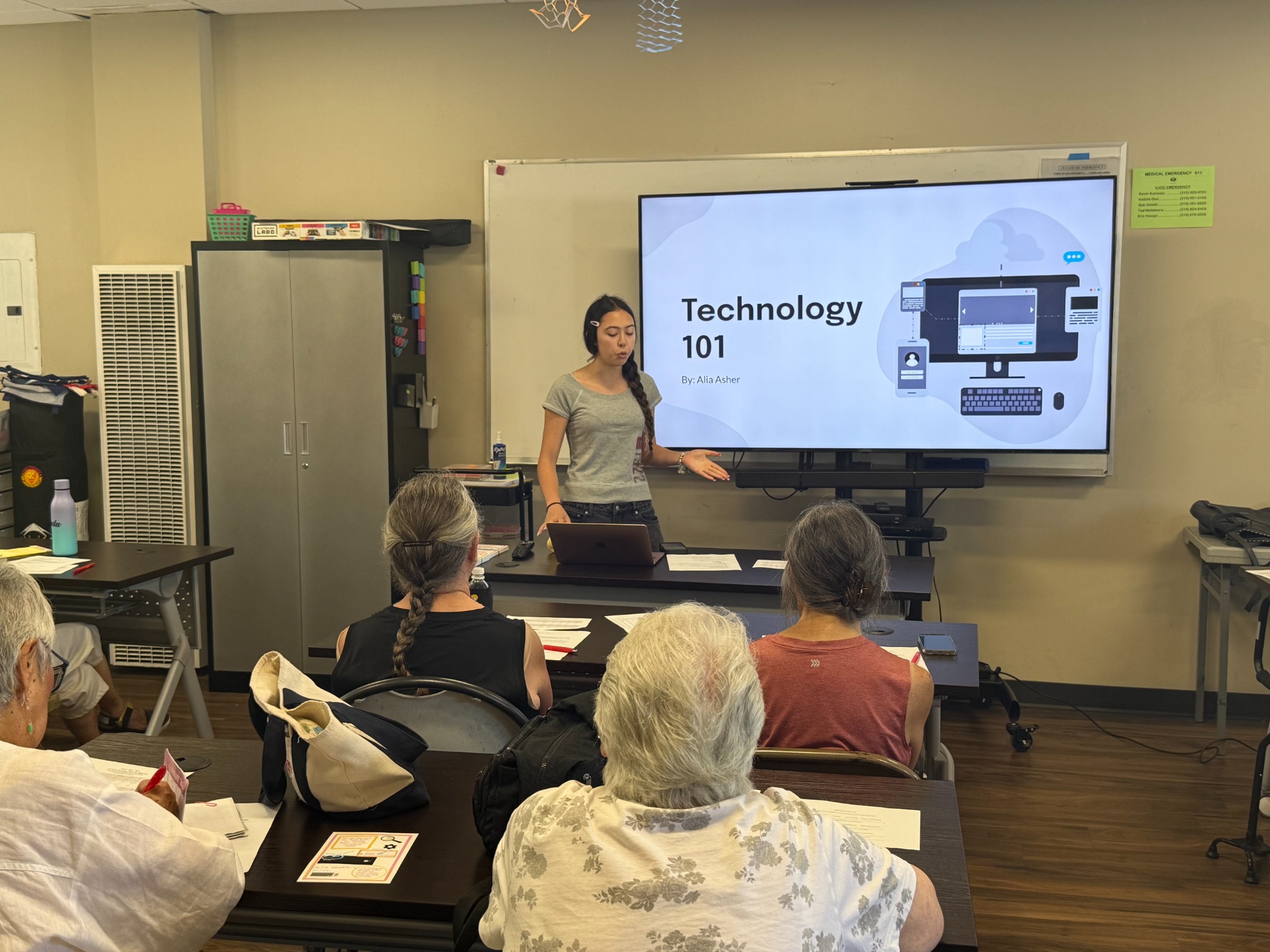 Alia presenting Technology 101 to a room of seniors
